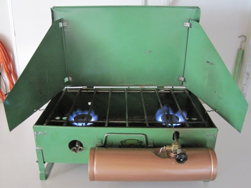 Show Those Old Stoves! - Coleman Collectors Forum