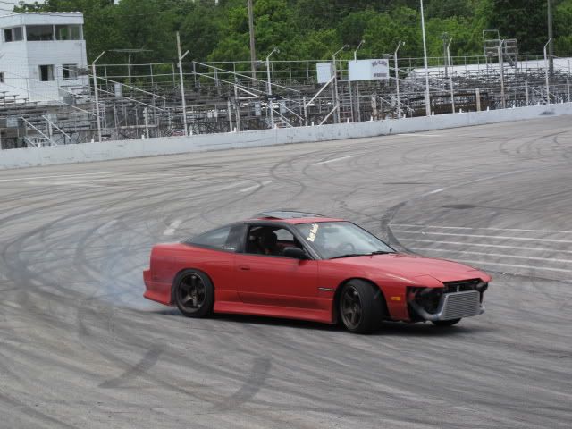 http://i144.photobucket.com/albums/r174/Englshmadesimple/240sx/458.jpg