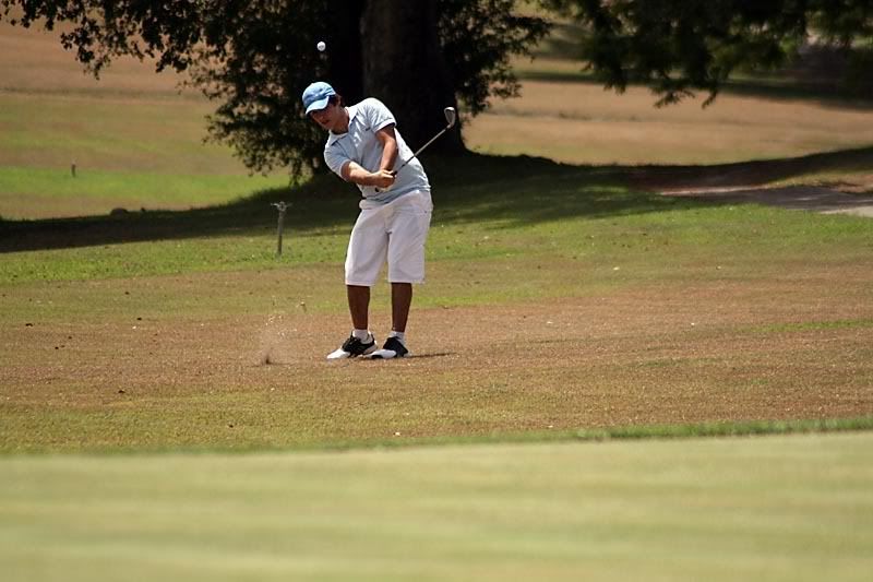 IMAGE: http://i144.photobucket.com/albums/r183/pedmer/jgpgt/IMG_2201.jpg