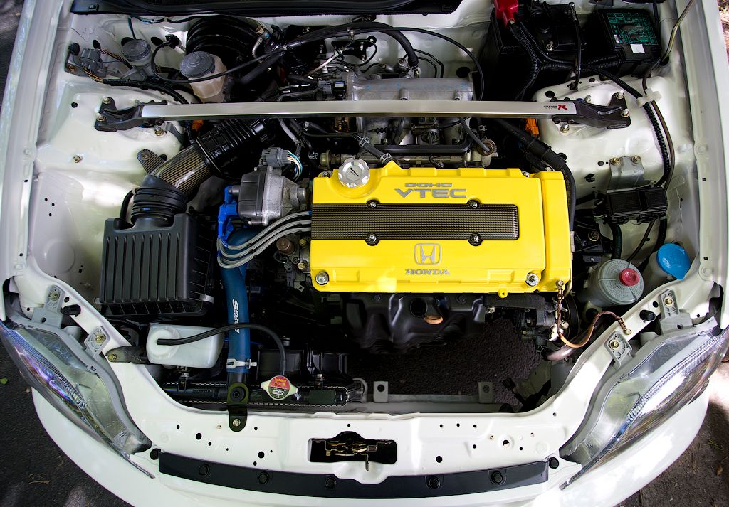 Ek9_enginebay_web_zps2b79b899.jpg