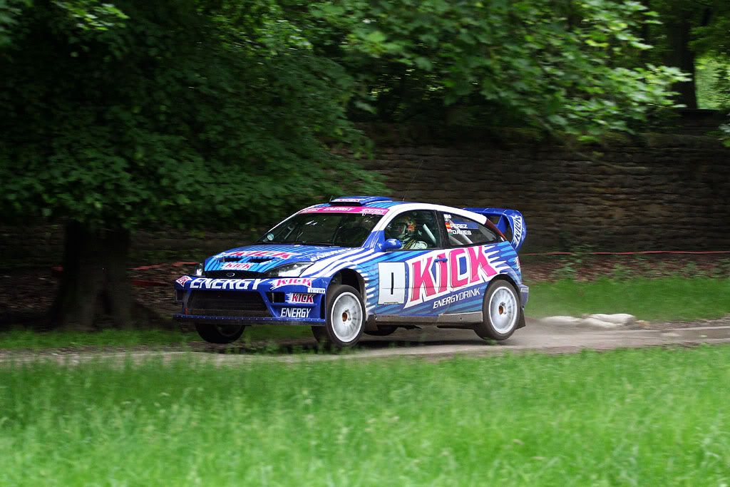 IMAGE: http://i144.photobucket.com/albums/r196/photonicks/Motorsport/2008%20Chatsworth%20Rally%20Show/IMG_8067.jpg