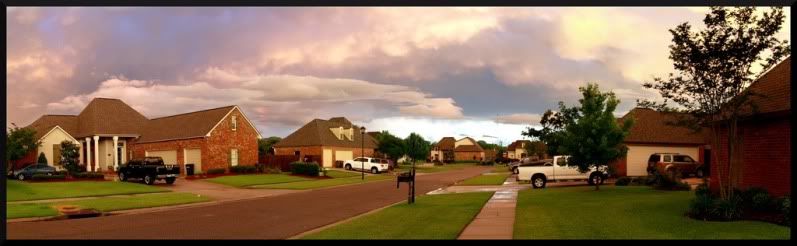 IMAGE: http://i144.photobucket.com/albums/r198/theantiquetiger/ff3e9de3.jpg