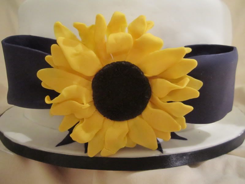 fondant sunflower