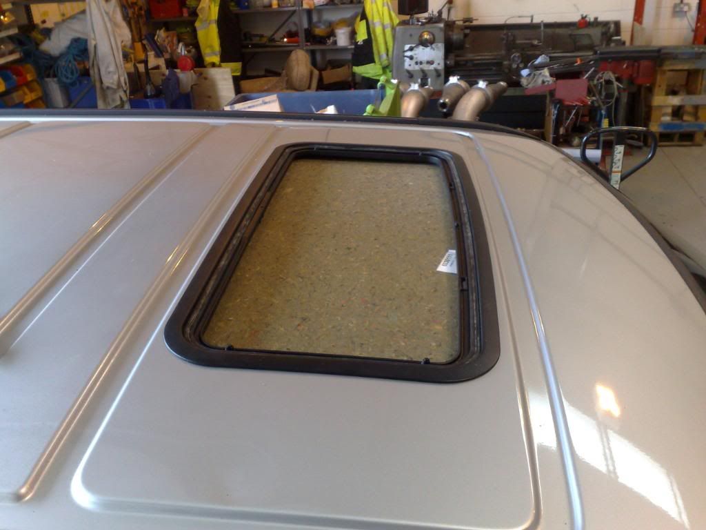 Mercedes vito sunroof fitting #4